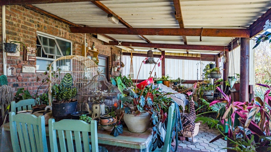 6 Bedroom Property for Sale in Mossel Bay Rural Western Cape